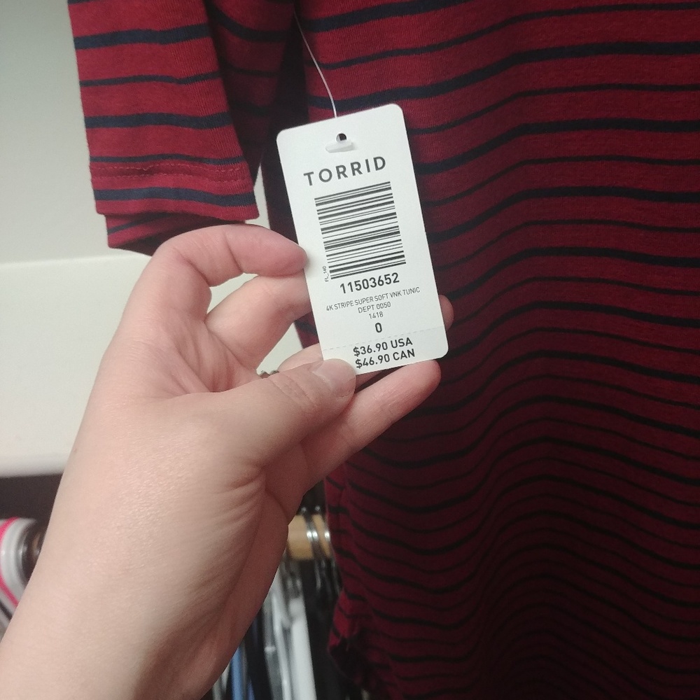 Torrid Top - Picture 4 of 4